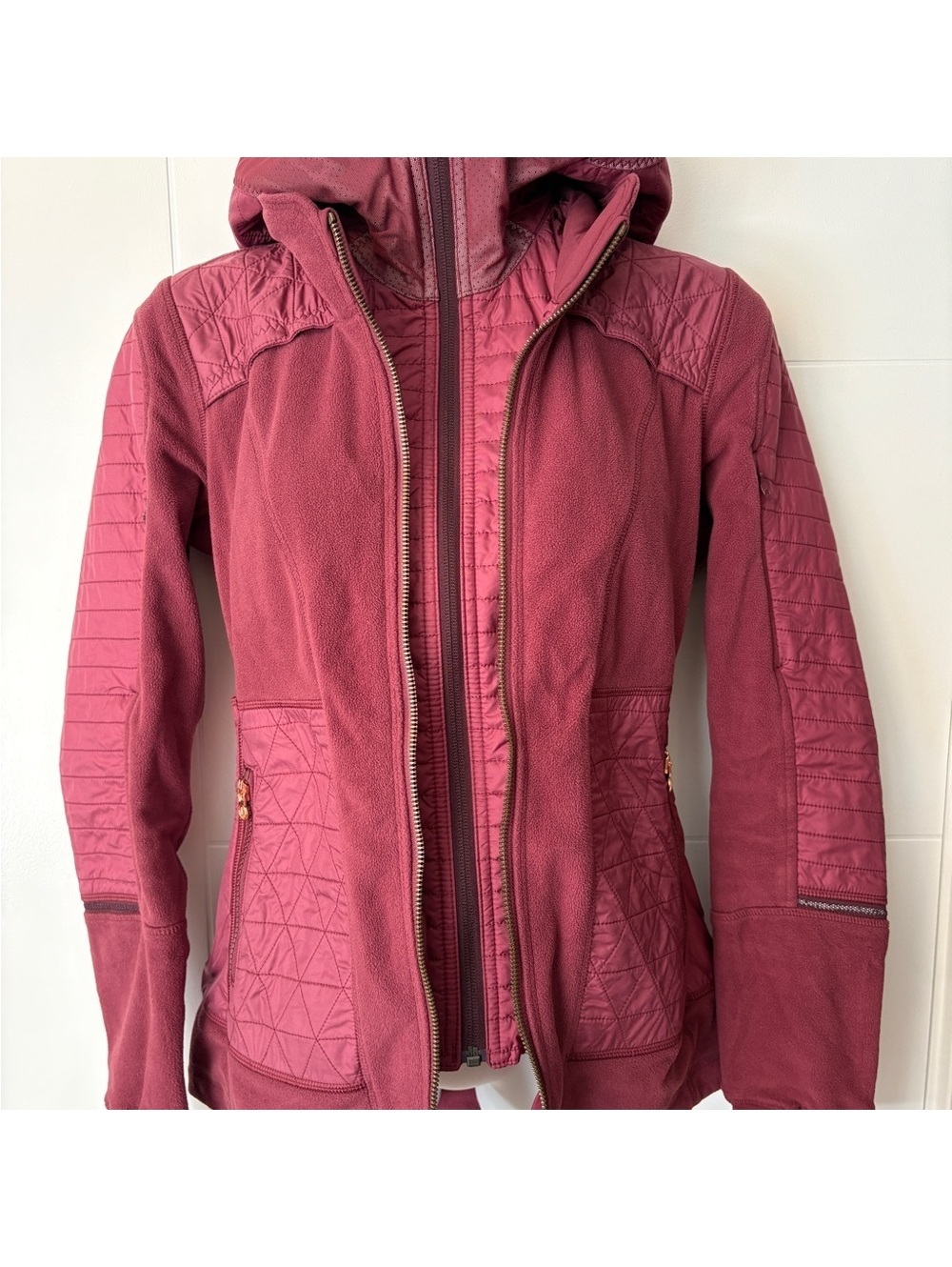 VEUC Lululemon Fleecy Keen Fleece Coat Jacket Winter Berry